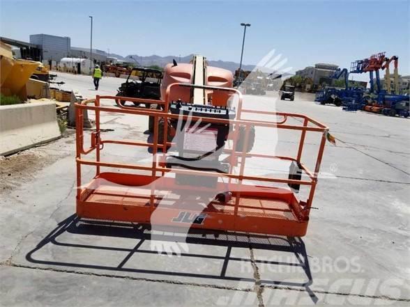 JLG 400S Plataformas con brazo de elevación telescópico