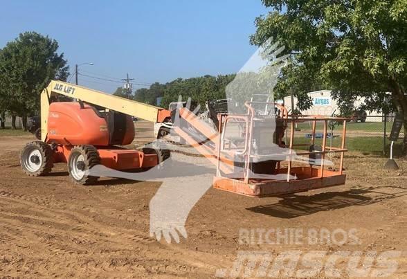 JLG 600AJ Plataformas con brazo de elevación manual