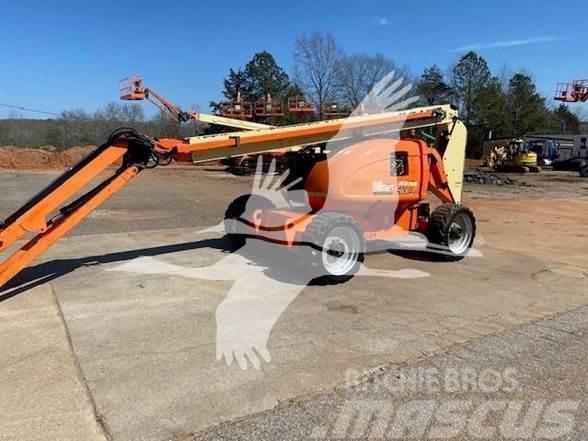 JLG 600AJ Plataformas con brazo de elevación manual