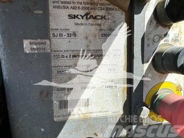 SkyJack SJIII3219 Plataformas tijera