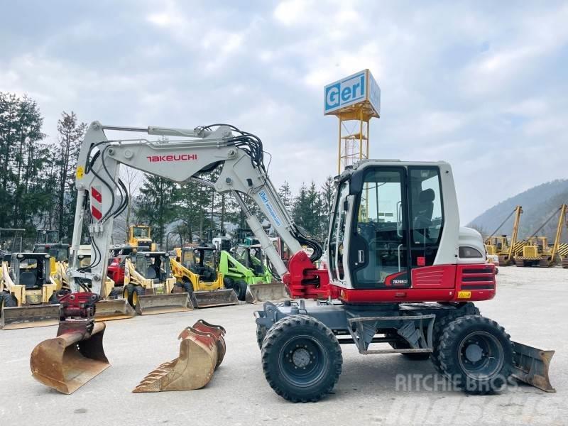 Takeuchi TB295W Excavadoras de ruedas