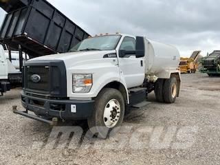 Ford F750 Camiones cisterna