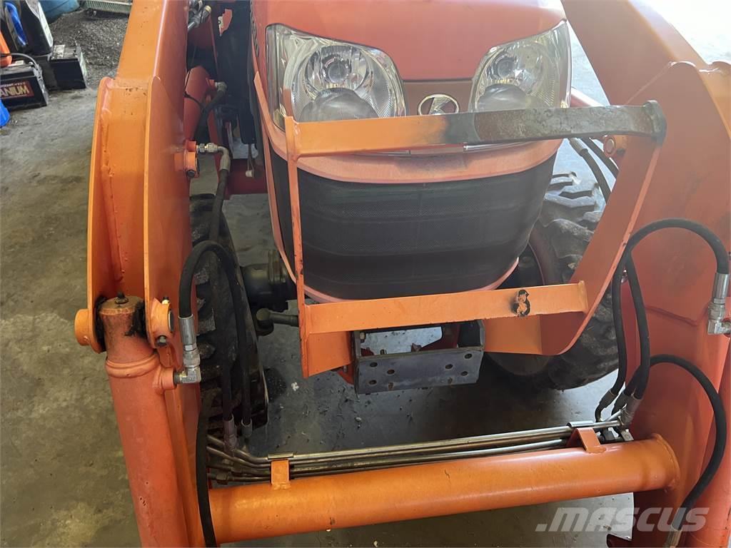 Kubota B2620 Tractores