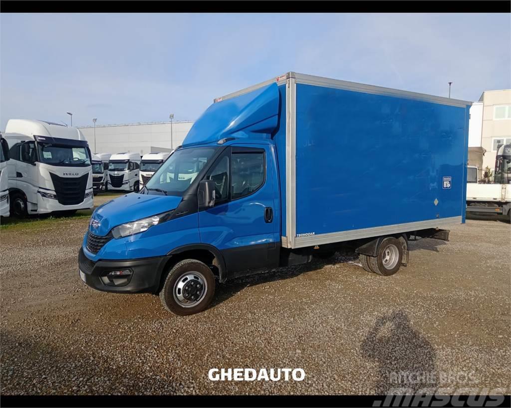 Iveco 35C16 Vehículos de caha cerrada