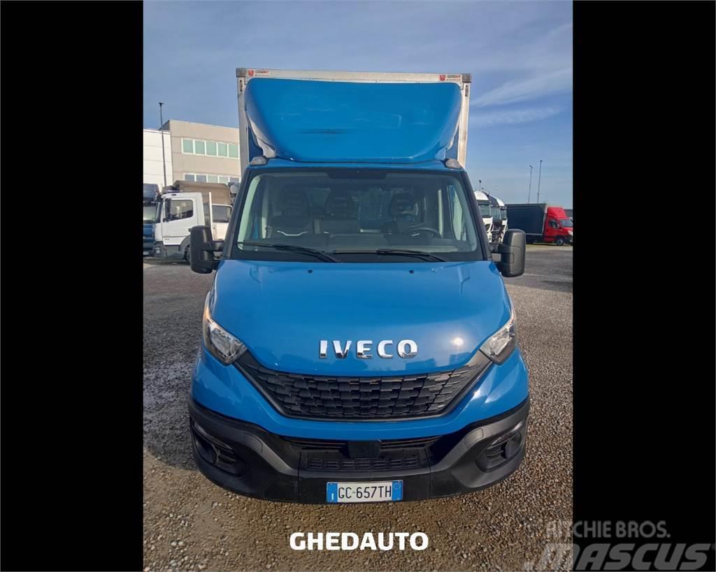 Iveco 35C16 Vehículos de caha cerrada