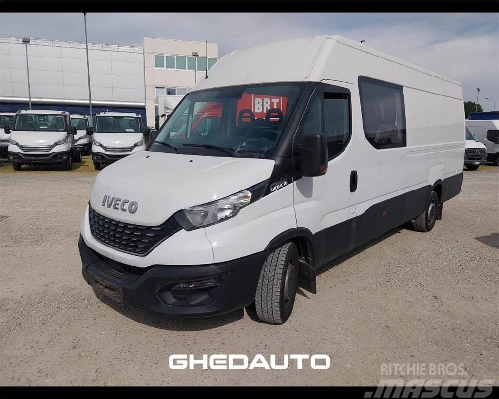 Iveco 35S16 Vehículos de caha cerrada