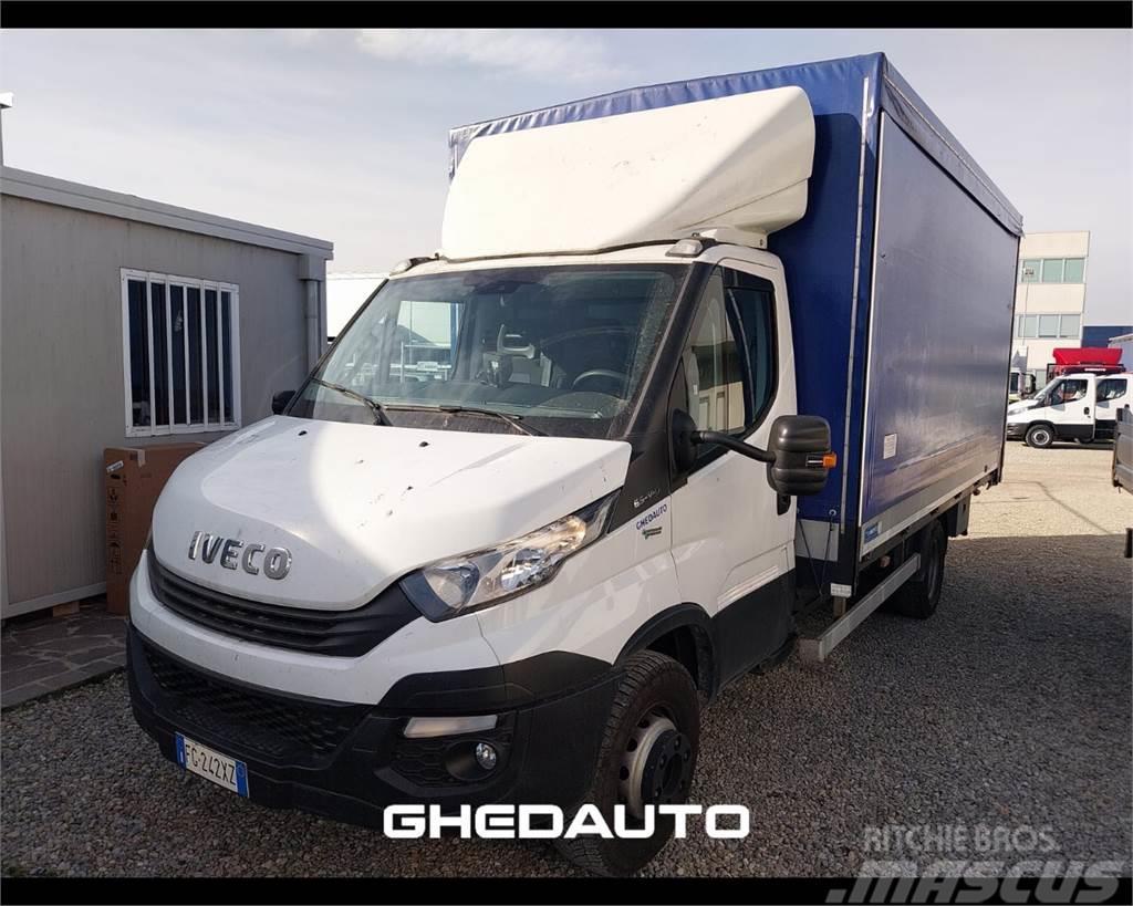 Iveco 65C15 Camiones con caja de remolque