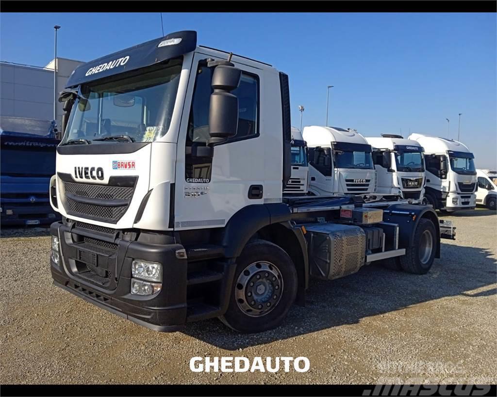 Iveco AD190S31 Camiones con caja de remolque