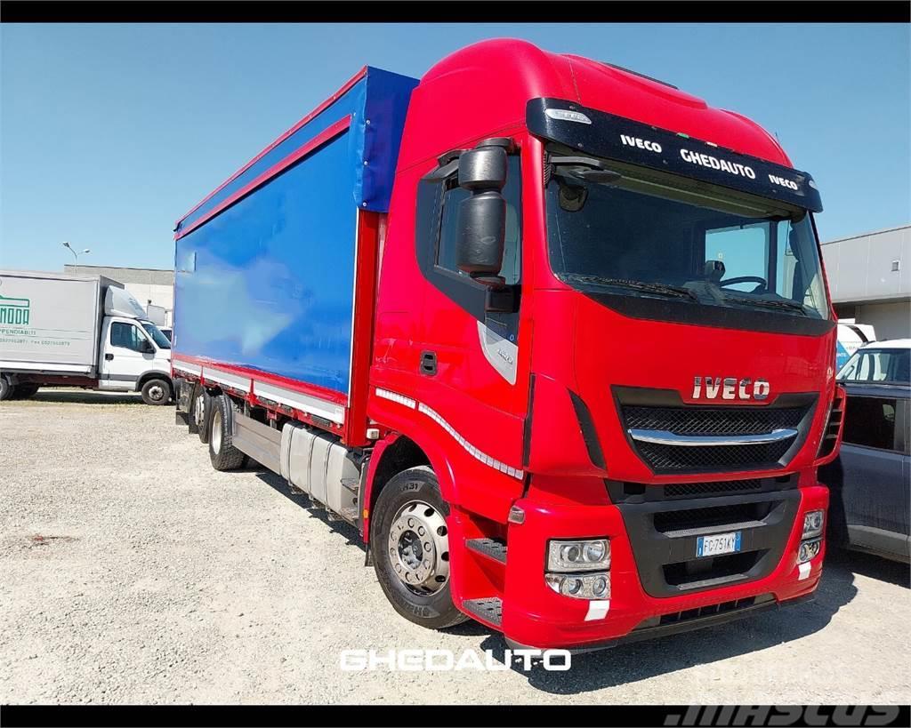 Iveco AS260SY Camiones con caja de remolque