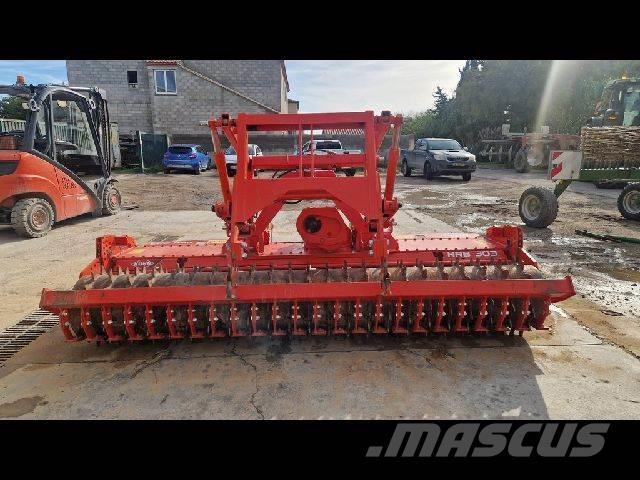 Kuhn HRB303D Gradas