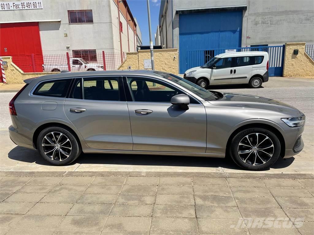 Volvo V60 Carros