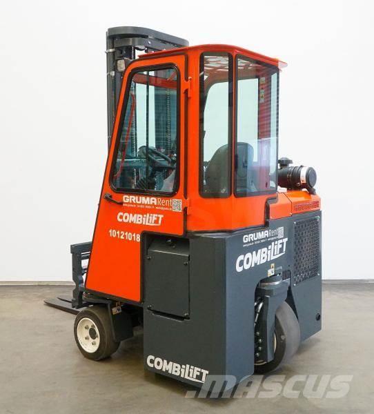 Combilift CB3000 Montacargas de 4 vías