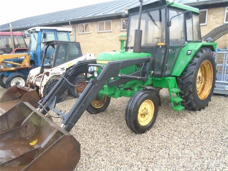 John Deere 2130 Tractores