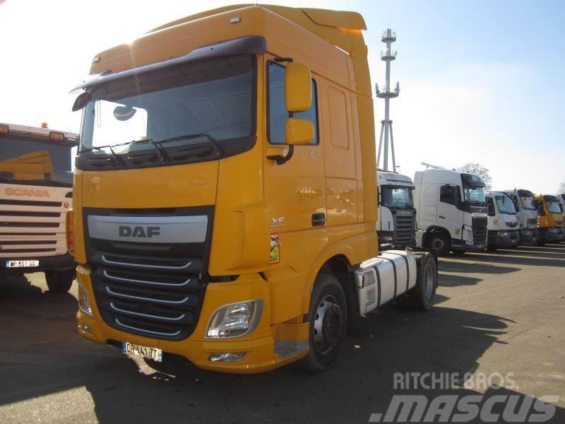 DAF XF105 460 Camiones tractor