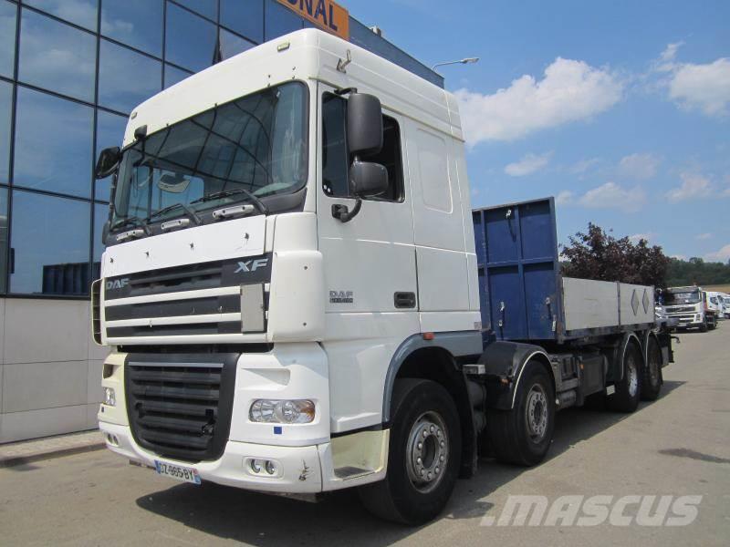 DAF XF105 460 Camiones de cama baja