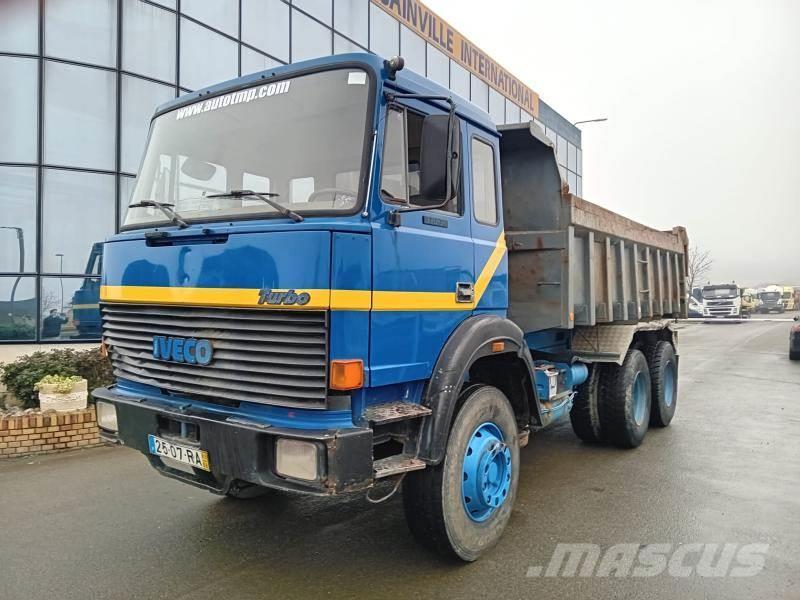 Iveco 260 36H Bañeras basculantes usadas