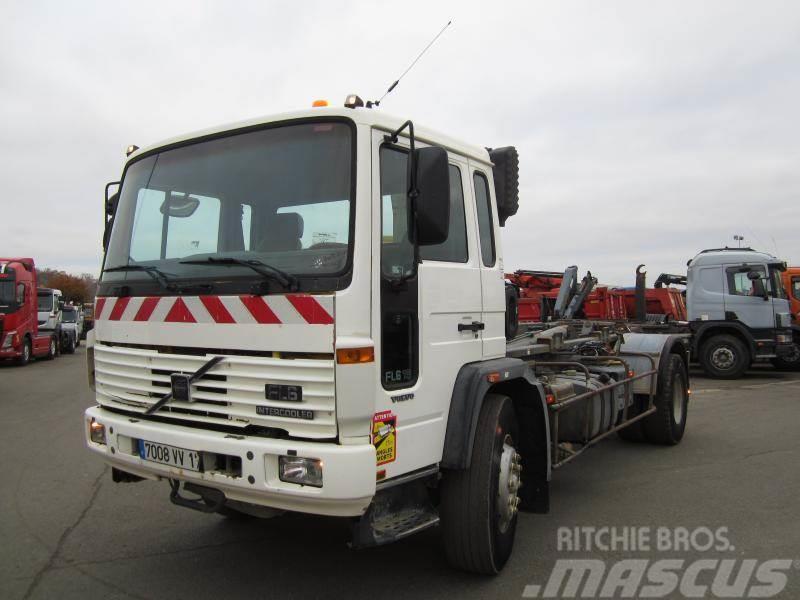 Volvo FL6 19 Camiones desmontables