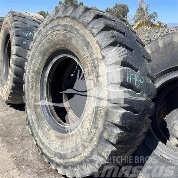 Bridgestone 2400R35 Llantas