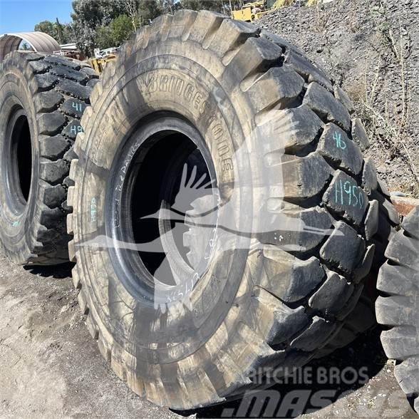 Bridgestone 2400R35 Llantas