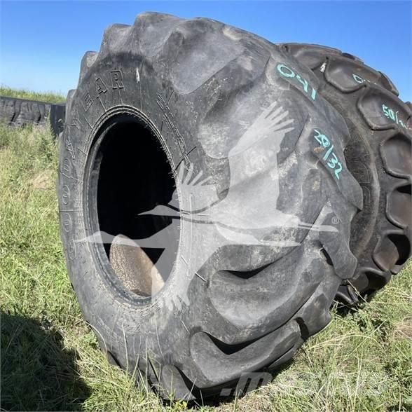 Goodyear 21LX24 Llantas