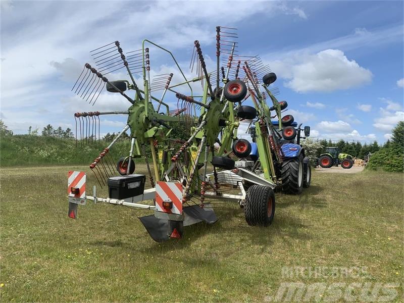 CLAAS Liner 3000 Rastrilladoras y rastrilladoras giratorias