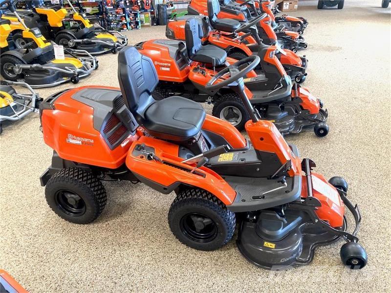 Husqvarna R214TC Tractores compactos