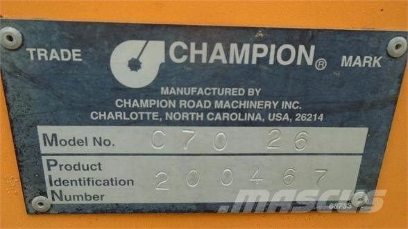 Champion C70 Niveladoras