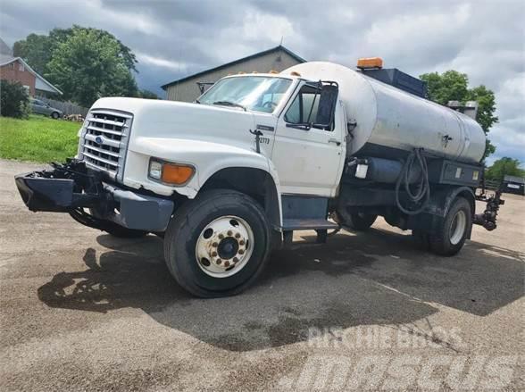 Ford F800 Camiones de concreto