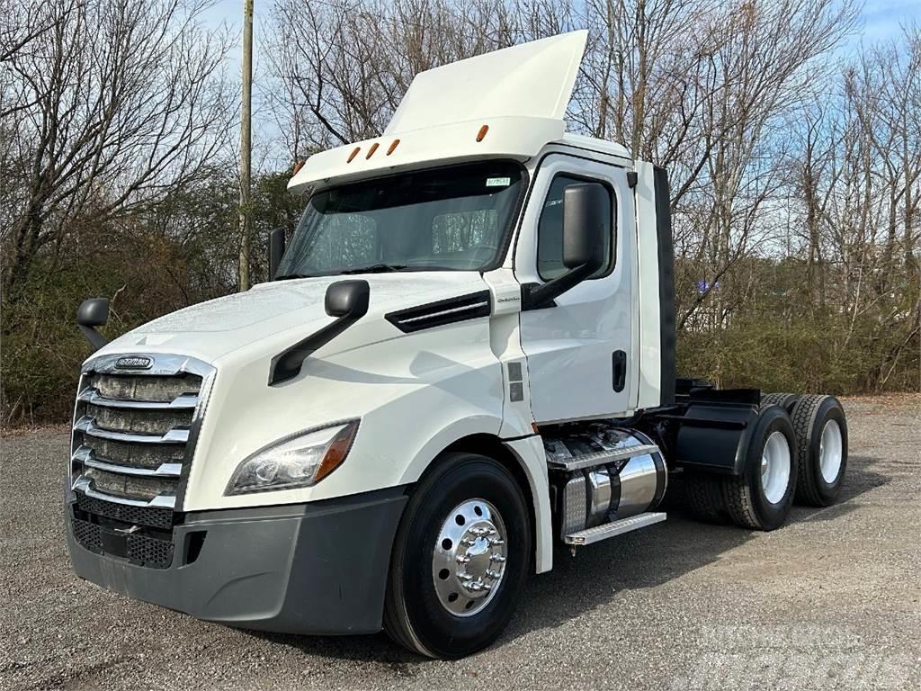 Freightliner CASCADIA Camiones tractor