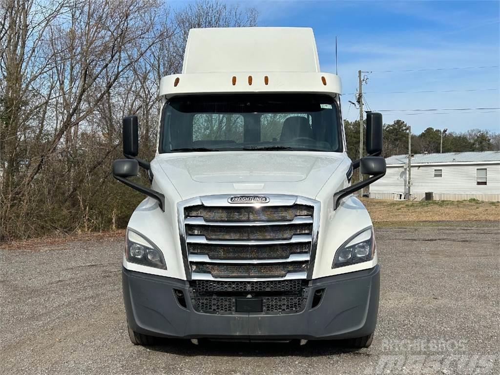 Freightliner CASCADIA Camiones tractor