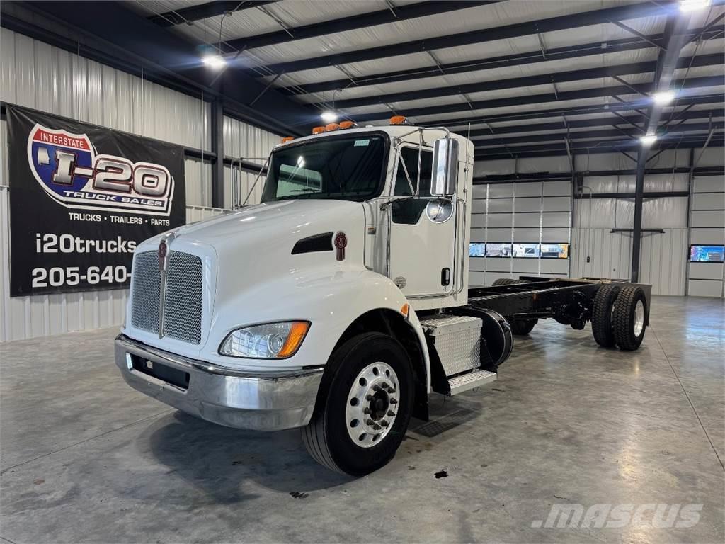 Kenworth T270 Camiones con chasís y cabina