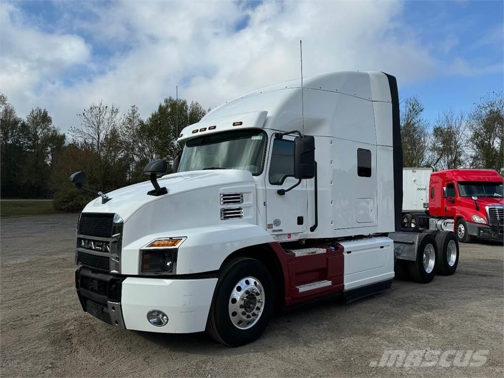 Mack AN64T Camiones tractor