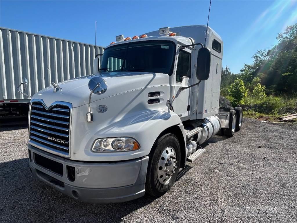 Mack CXU613 Camiones tractor