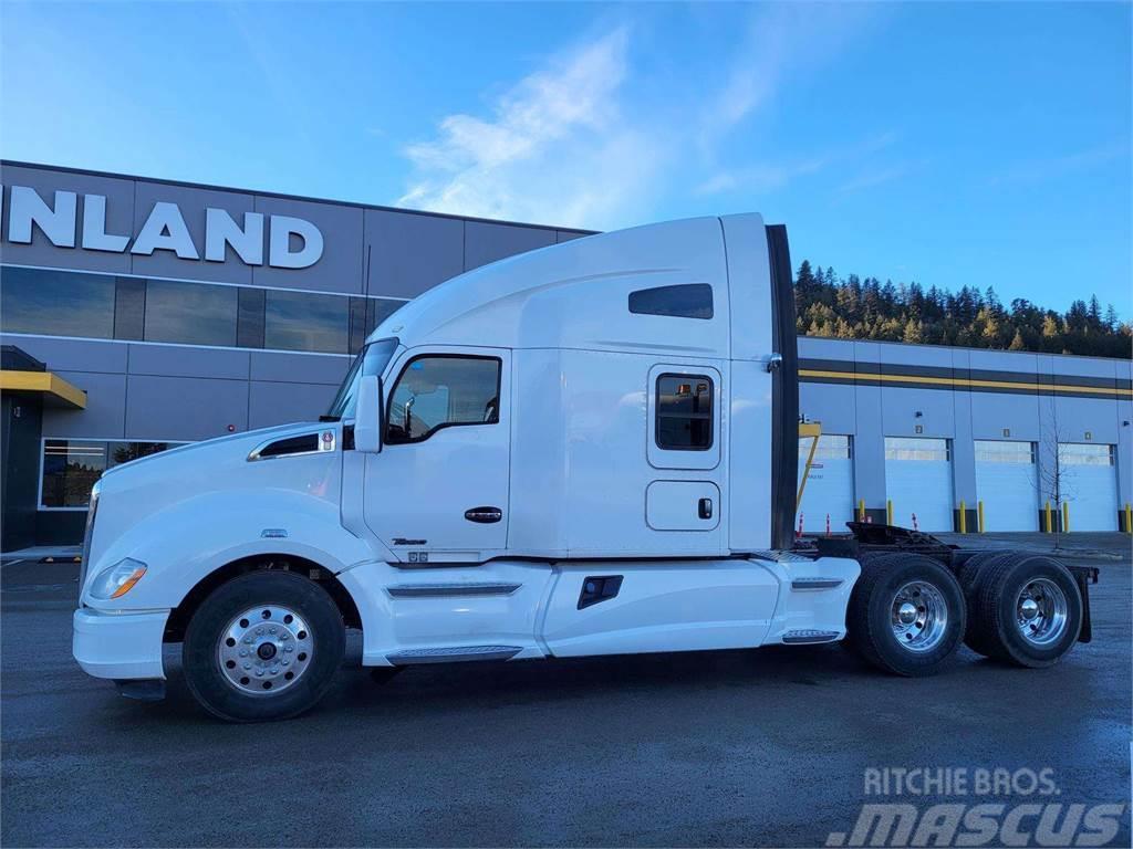 Kenworth T680 Camiones con chasís y cabina