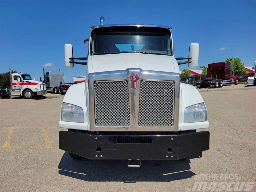 Kenworth T880 Camiones con chasís y cabina