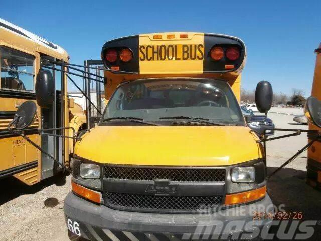 Chevrolet Bluebird Otros