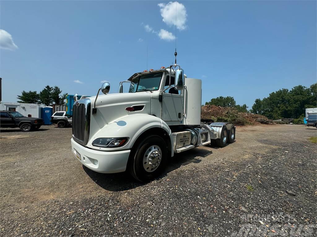 Peterbilt 384 Otros