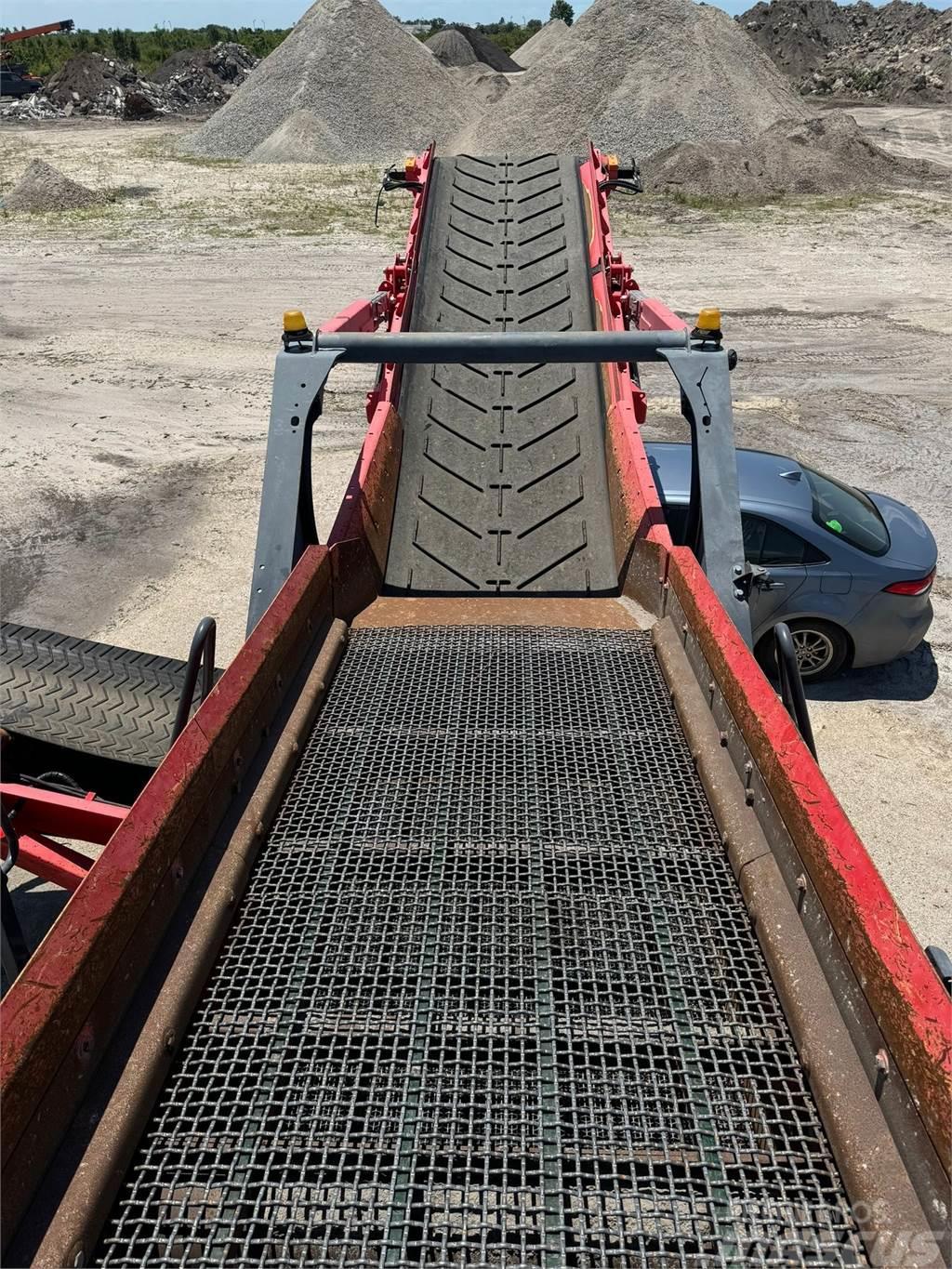 Sandvik Scalping Screen QE341 Machacadoras