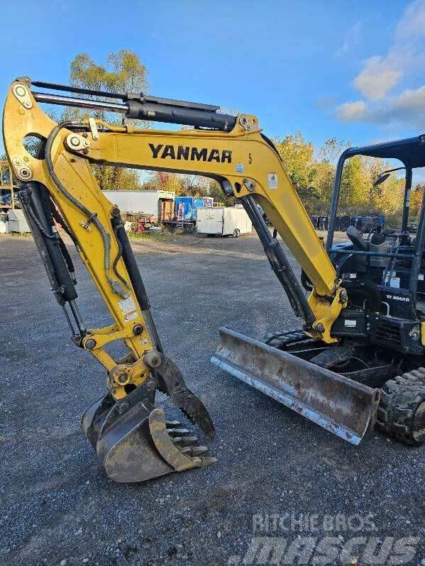 Yanmar ViO35-6A Excavadoras sobre orugas