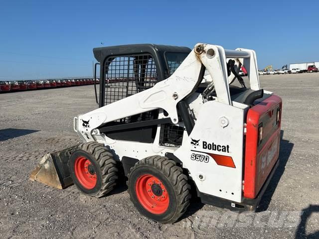 Bobcat S570 Minicargadoras