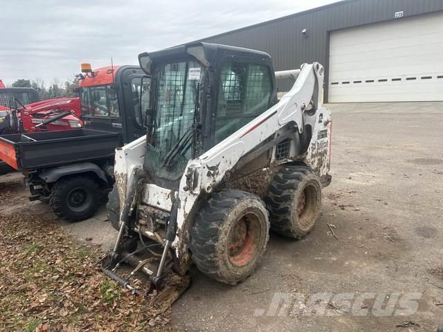 Bobcat S590 Minicargadoras