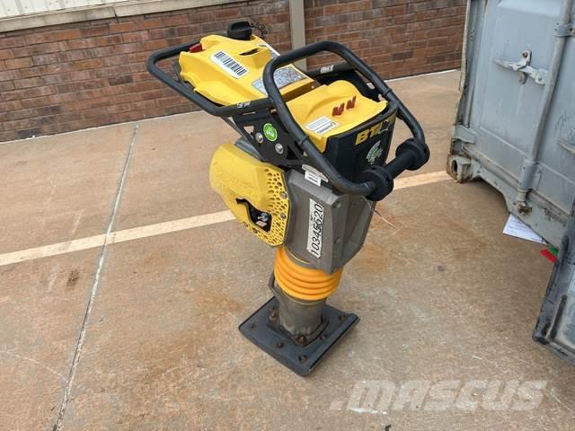 Bomag BT65 Pisones compactadores