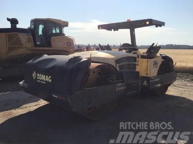 Bomag BW284AD Rodillos de doble tambor