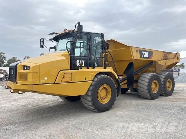 CAT 730 Camiones cisterna