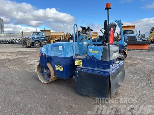 CAT CB225D Rodillos combinados