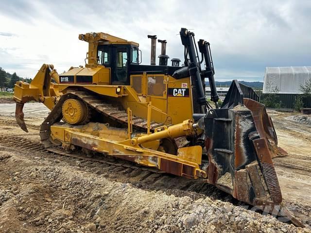 CAT D11R Buldozer sobre oruga