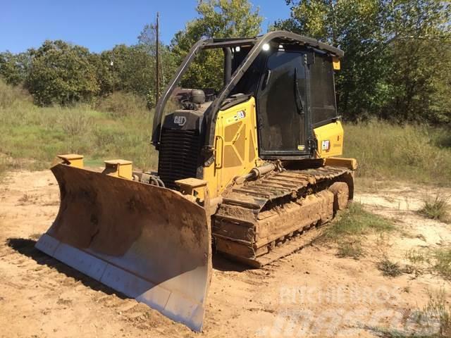 CAT D3 Buldozer sobre oruga