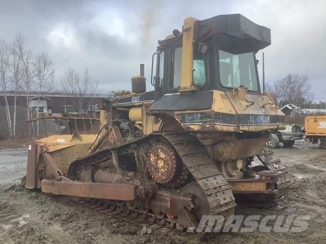 CAT D6 Buldozer sobre oruga