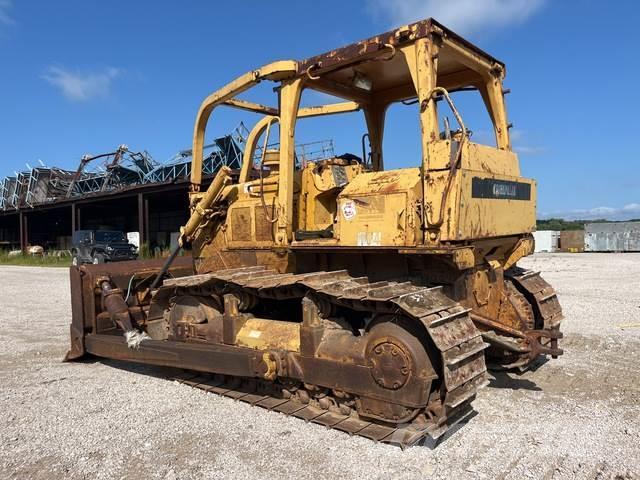 CAT D6D Buldozer sobre oruga