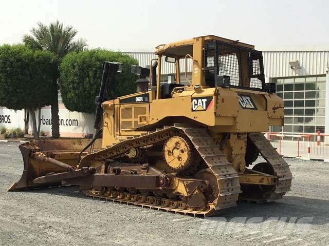 CAT D6R Buldozer sobre oruga